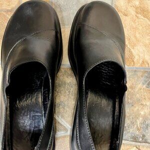 Black leather Dansko clogs, size 10.5-11